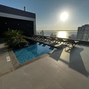 Con Vistas A La Bahia Del Rodadero Apartamento Gaira
